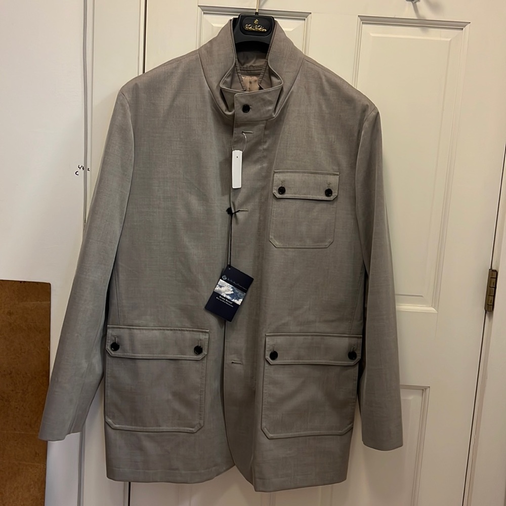 Brooks brother raincoat. Pit to pit 25 inches